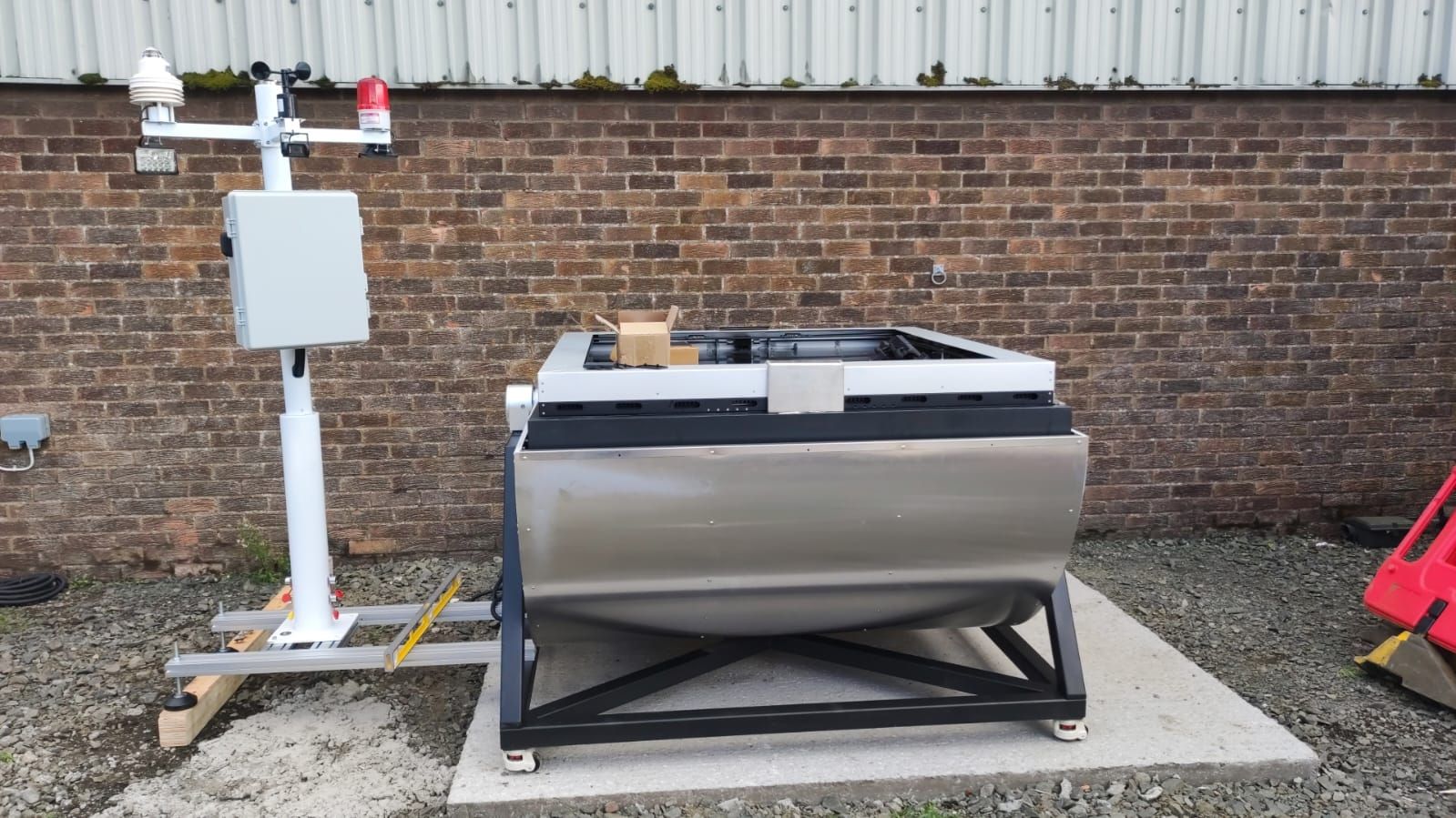 D135 drone dock for security and surveillance in the UK