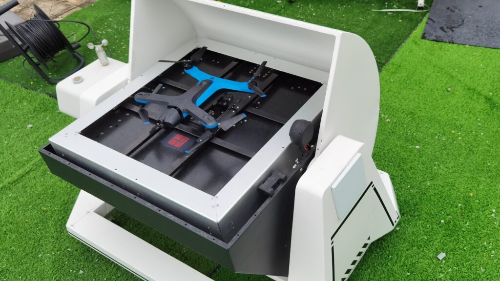 D50 drone dock with skydio